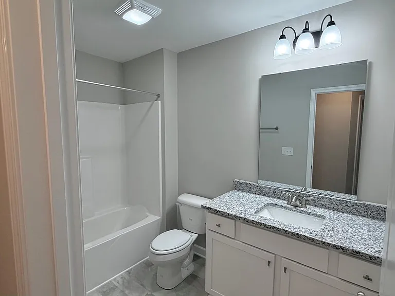 211 Jackson St #211 — Photo 36