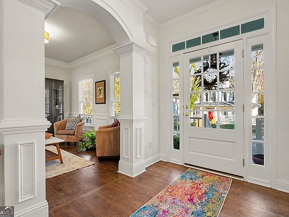 3rd image of 2113 Adams Overlook NW