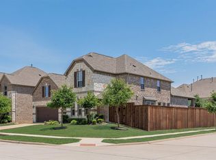9715 Amberwoods Ln, Frisco, TX 75035