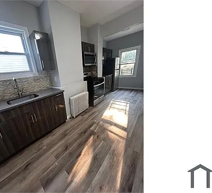 3 bed, $3,000 — Photo 4