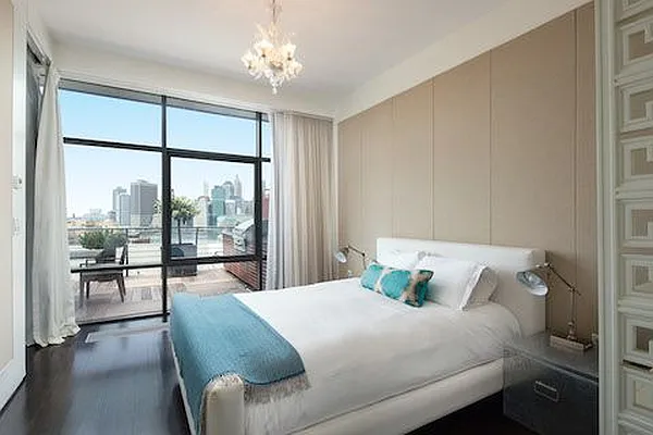 Rented by Vertex Realty Group LLC | media 25