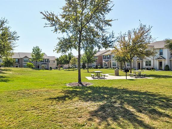 4th image of 3025 Peyton Brook Dr