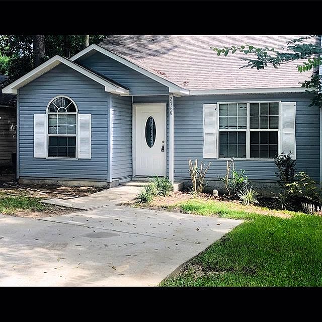 1st image of 2769 Oak Park Ct