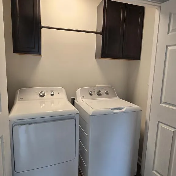 324 W Edmonds St — Photo 20