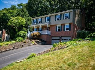 2597 Monterey Dr, Pittsburgh, PA 15241