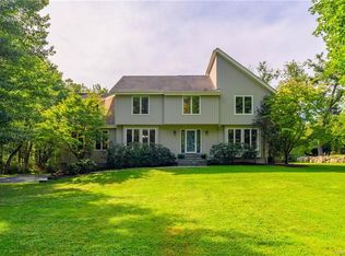 12 Sunswept Dr, New Fairfield, CT 06812