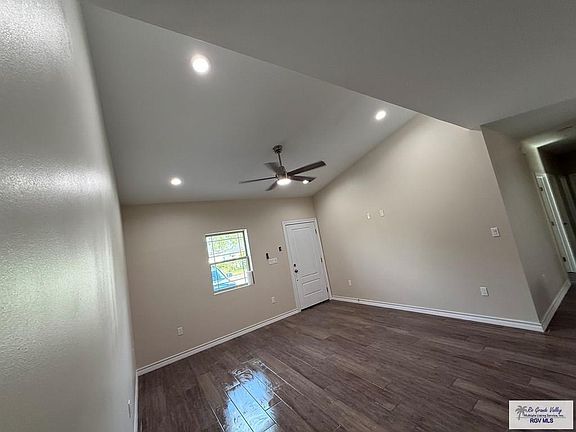 2nd image of 3075 E 23rd St