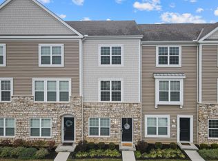 479 Autumn Ridge Cir, Pickerington, OH 43147