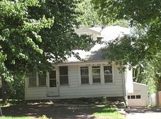 7521 Pinkney St, Omaha, NE 68134