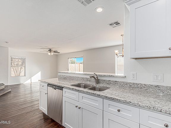 5th image of 11915 W SCOTTS Drive