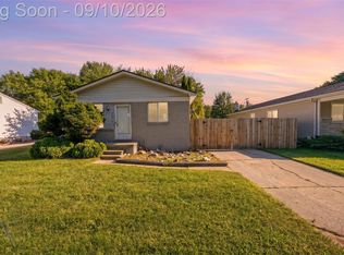 24935 Trombley St, Harrison Township, MI 48045