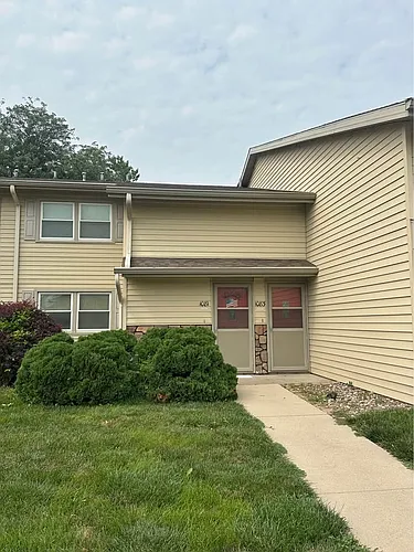 1083 NW Greenwood St #1083 Photo 1