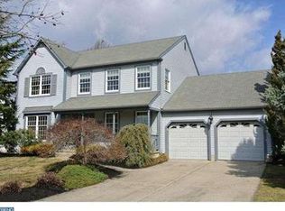 9 Patrick Henry Dr, Marlton, NJ 08053
