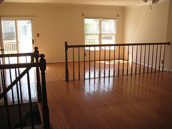 4th image of 5201 Glen Meadow Dr