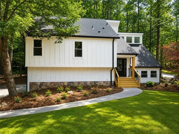 145 Summerfield Dr, Alpharetta, GA 30022