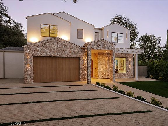 2nd image of 16933 Bosque Dr