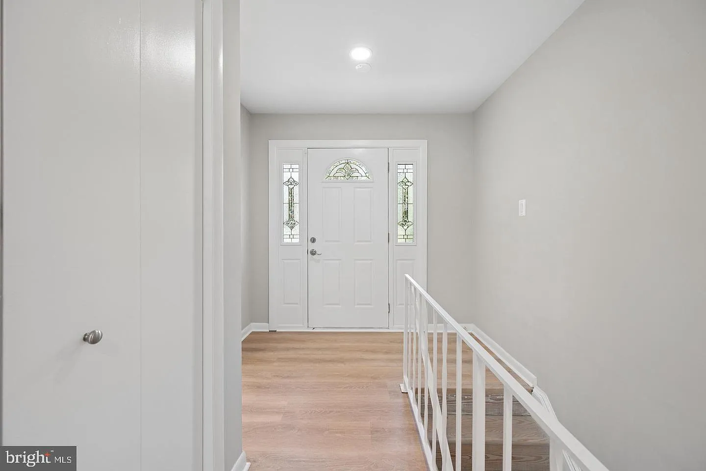 4 bed, 3.0 bath, 2344 sqft, $3,650 — Photo 4