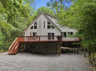 11-3852 Applegate Rd, Lake Ariel, PA 18436