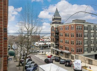 1224 Harris Ave APT 306, Bellingham, WA