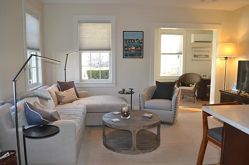 428 Pleasant St #1 Photo 1