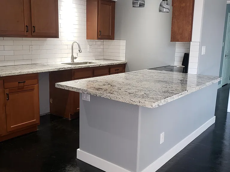 1605 W Colter St — Photo 6