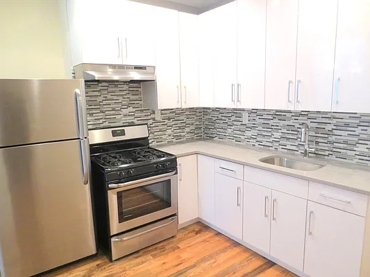 Rented by Nooklyn NYC LLC | media 53