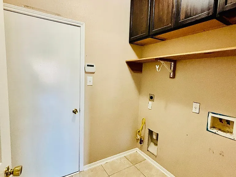 9947 Valance Way — Photo 42