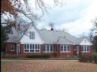 416 W Jefferson St, Warsaw, MO 65355