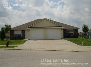 1214 Toulouse St, Belton, MO 64012