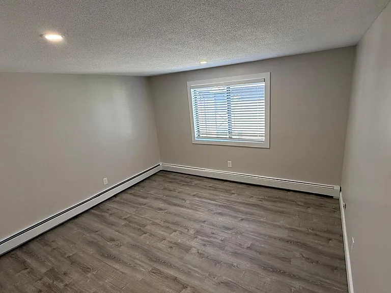 Hilltop Apts LLC — Photo 94