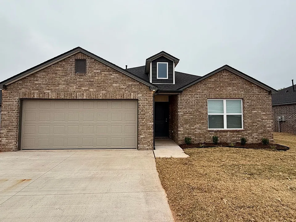 644 SW 11th St