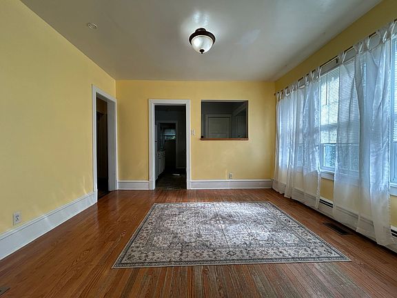 3rd image of 112 W Highland Ave