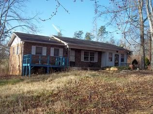 576 Island Ford Rd, Mooresboro, NC 28043