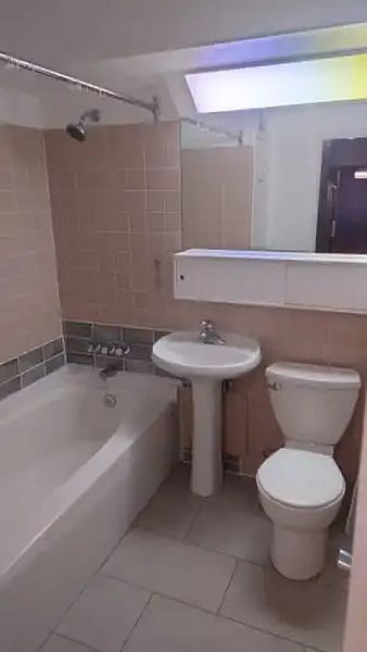 Winnipeg Apartment for rent - 2 Bedrooms — photo 9
