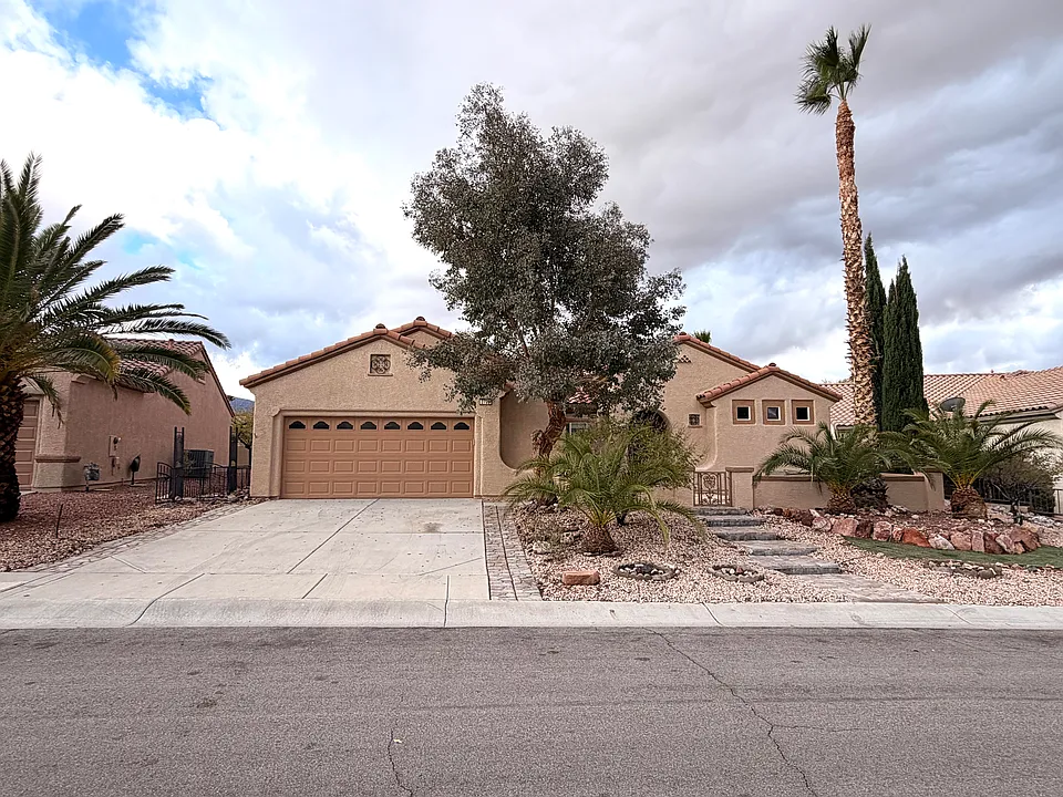 2759 Foxtail Creek Ave
