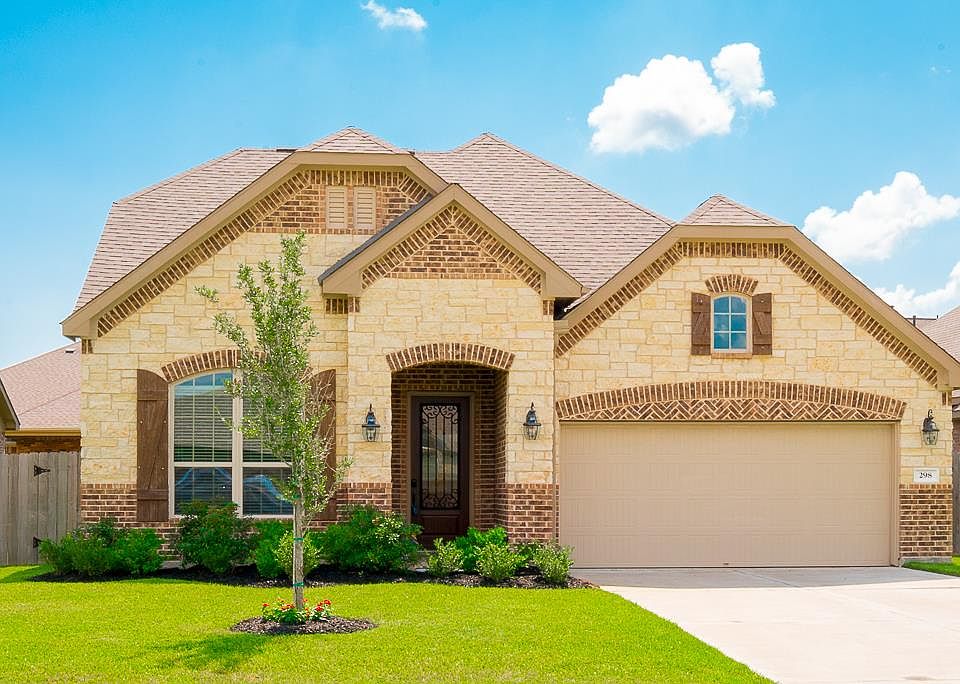 1st image of 298 Clearwood Dr