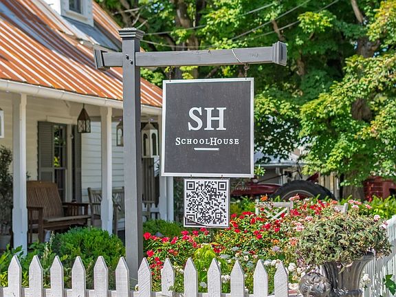 99th image of 6011 Garrison Springs Rd