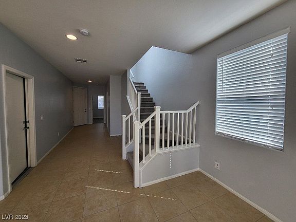 5th image of 8027 Kemblefield Ave
