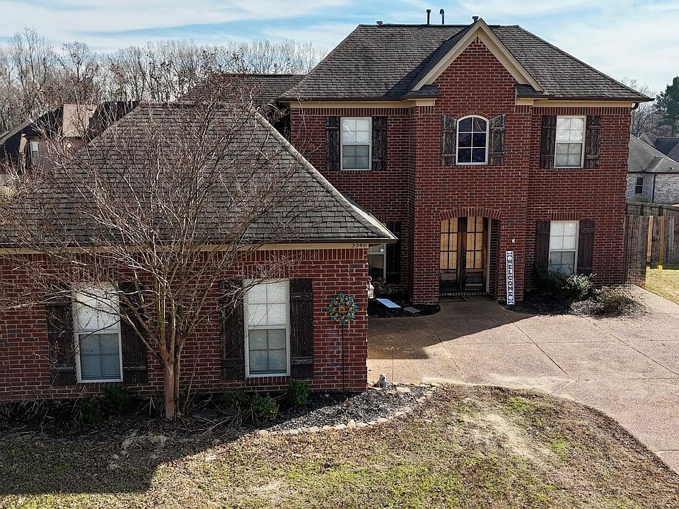 1st image of 5540 Pinetree Loop