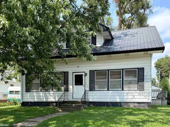 813 Park Ave, Chariton, IA 50049