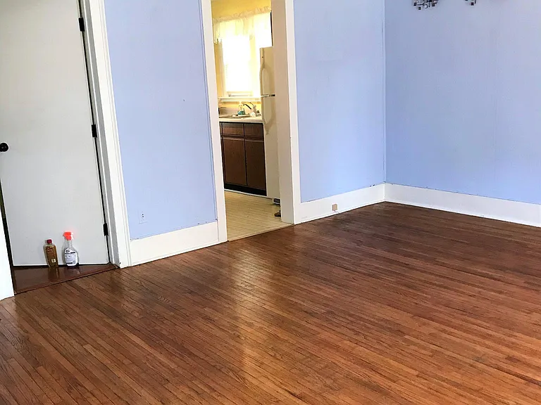 714 W Carroll St — Photo 4