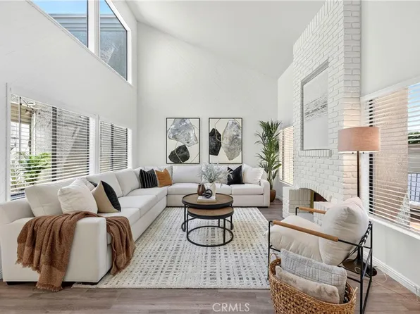 104 Navarre, Irvine, CA 92612