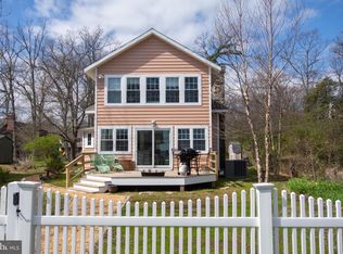 4718 Oak Rd, Shady Side, MD 20764