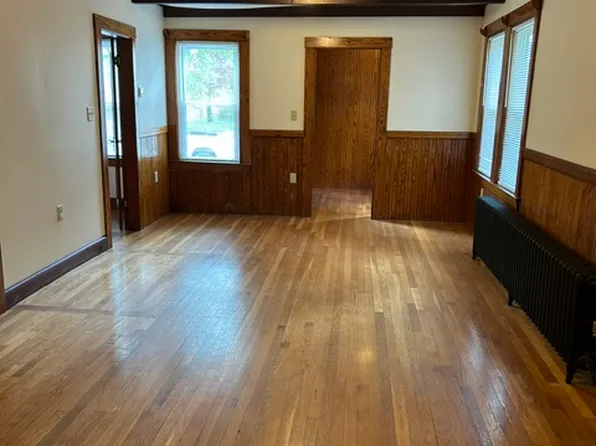 285 East St #1, West Bridgewater, MA 02379