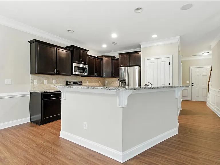54 Hemlock Green Ln — Photo 8