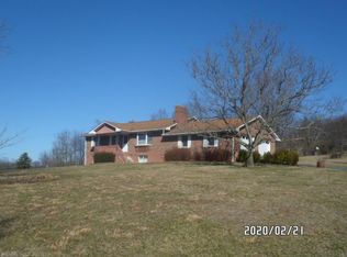 263 Fielding Hills Dr, Peterstown, WV 24963