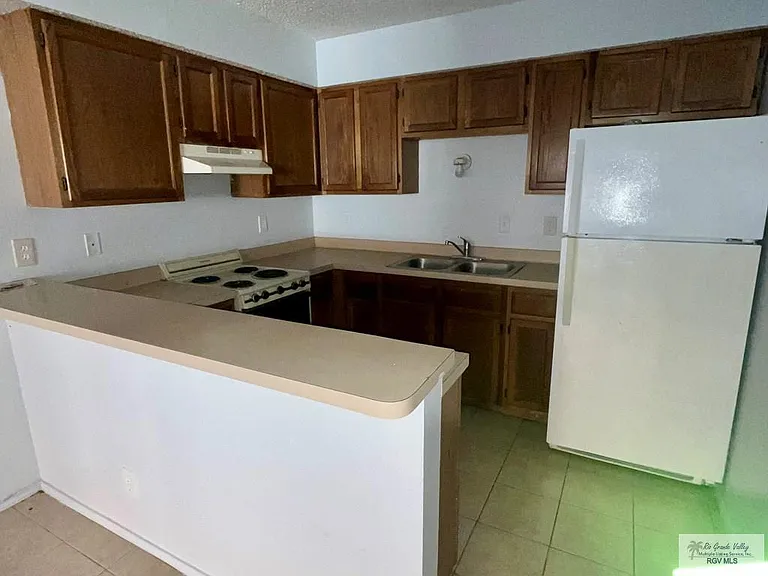 602 Scotch St #11 — Photo 8