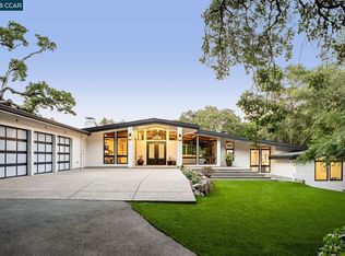 8 Oak Arbor Rd, Orinda, CA 94563