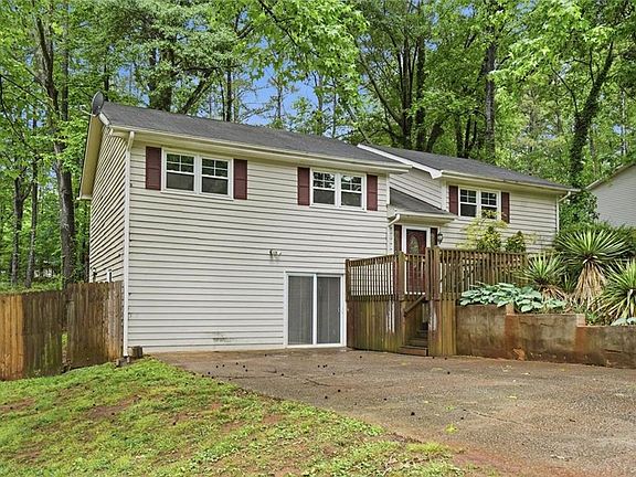 2nd image of 5382 Janet Ln