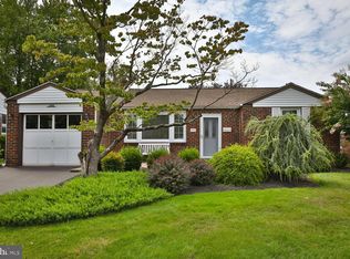 2978 Oklahoma Rd, Willow Grove, PA 19090